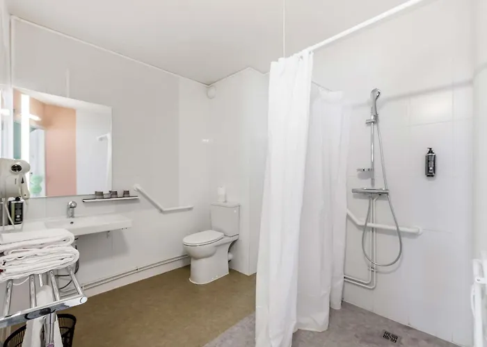 Ibis Styles Lyon Croix Rousse Hotel
